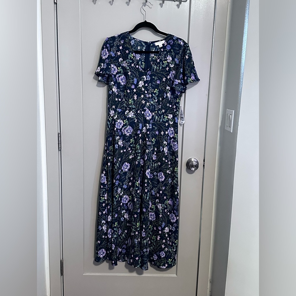 *Morgan Taylor Navy and Lavender Floral Midi Dress